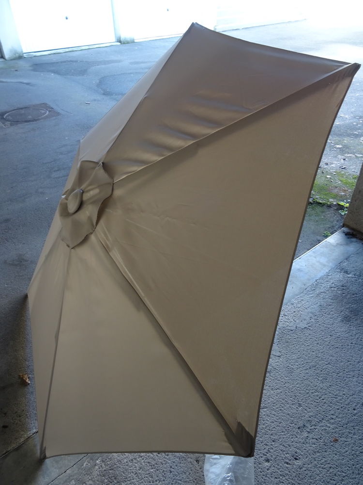 parasol 20 Douai (59)