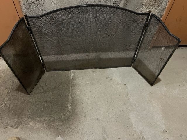 PARAVENT CHEMIN�E 20 Saint-Mandrier-sur-Mer (83)