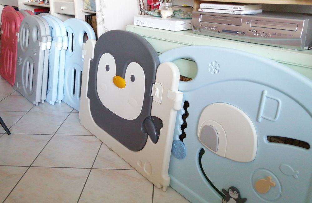 Parc b�b� - enfant 100 Saint-Julien-en-Genevois (74)