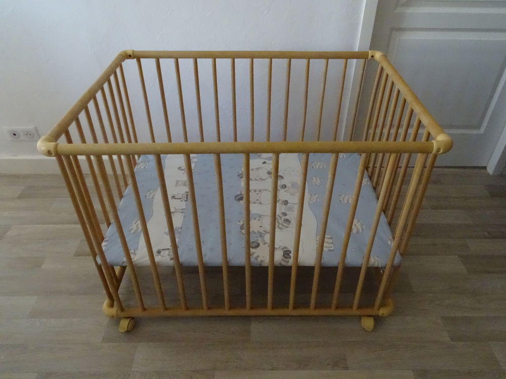 Achetez Parc Bebe Vends Parc Occasion Annonce Vente A Champagnole 39 Wb