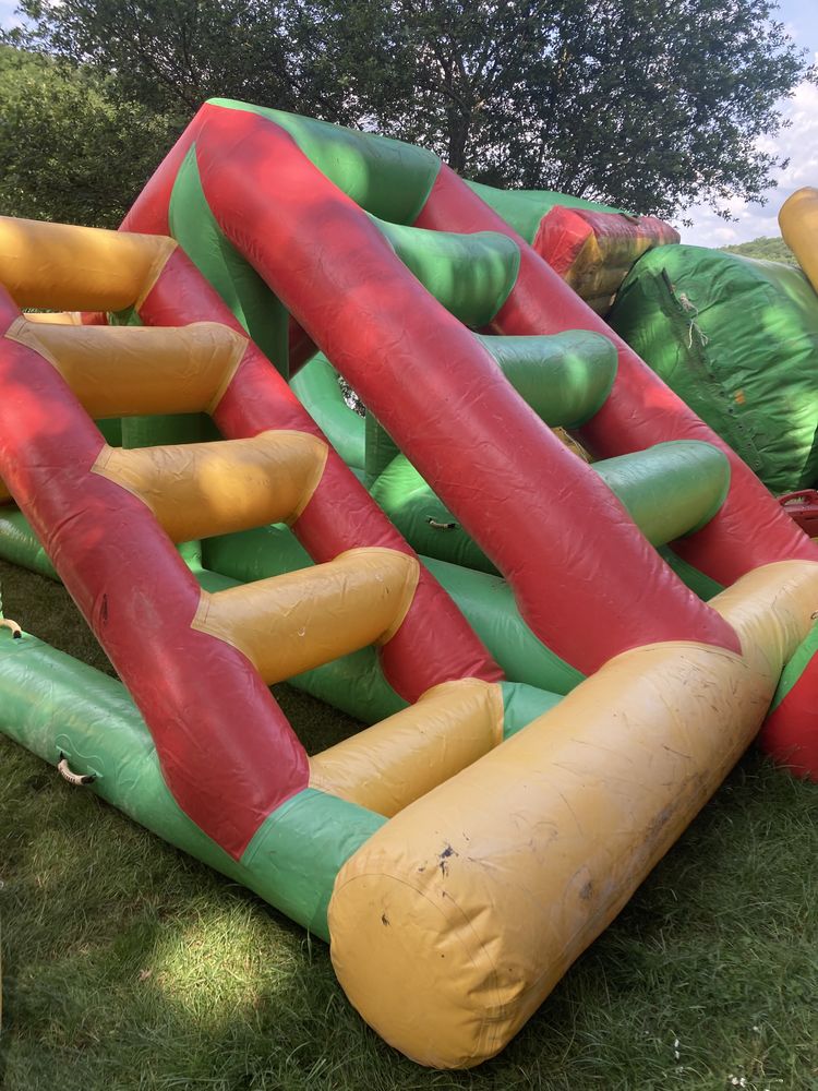 Parc gonflable sur l'eau 15000 Aucamville (82)