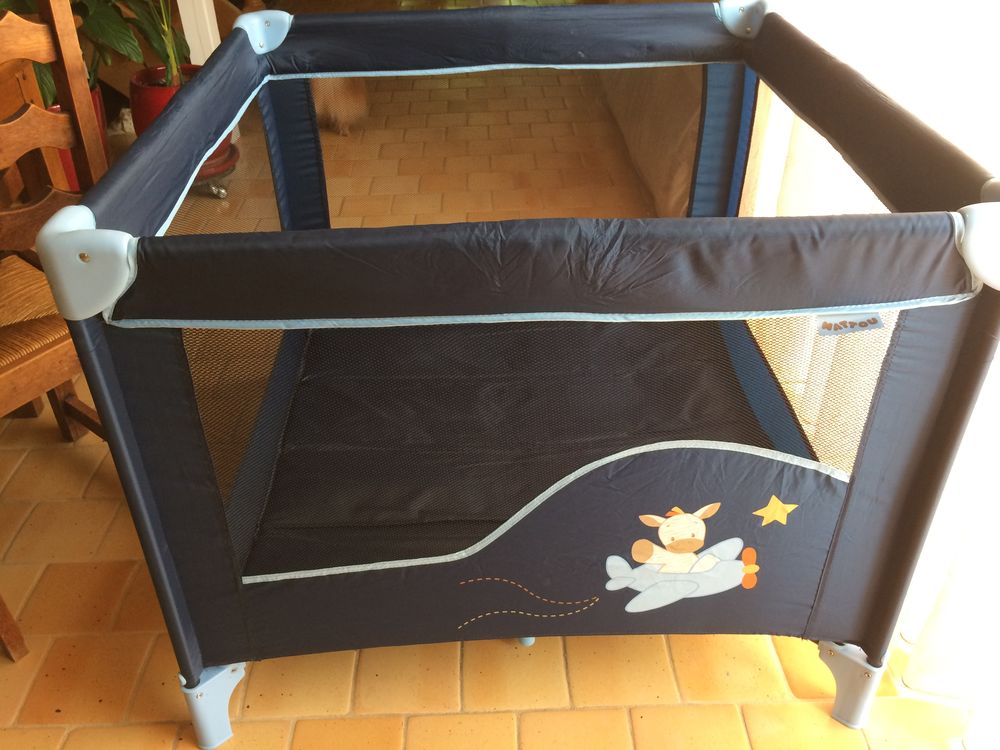 parc pliant b�b� 50 Soyaux (16)