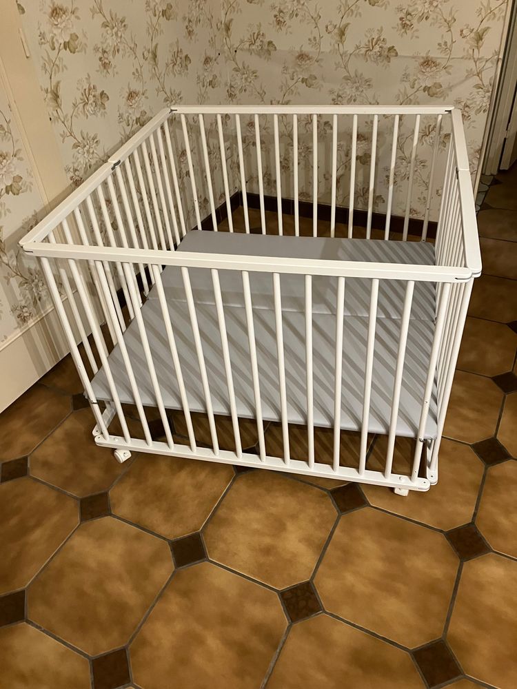 Parc pour b�b� 80 Hautmont (59)