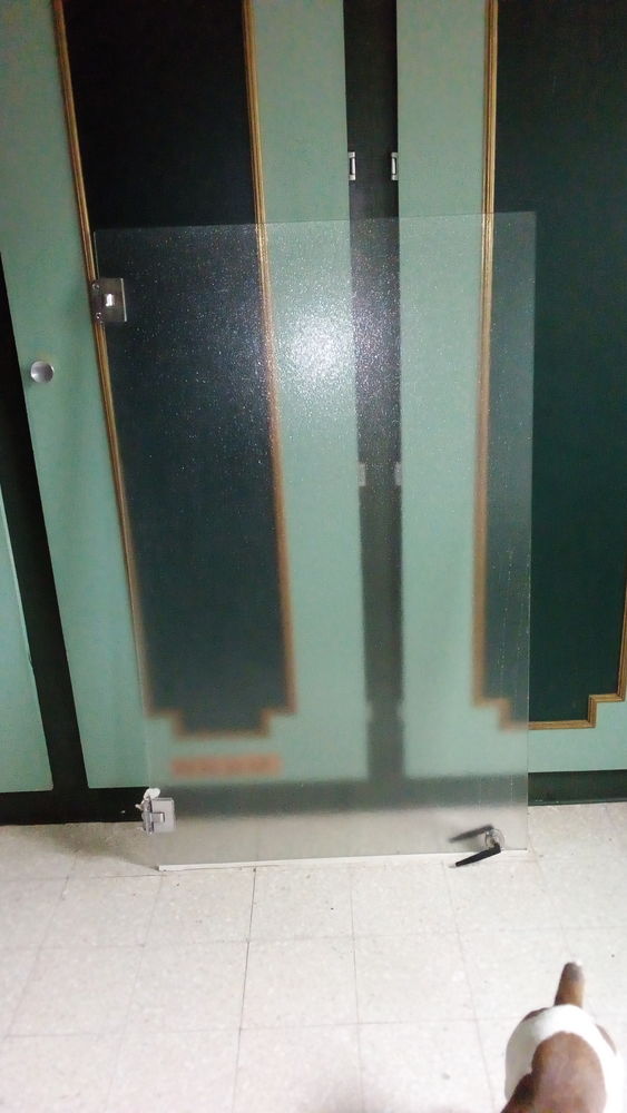 PARE-DOUCHE 
0 M�riel (95)