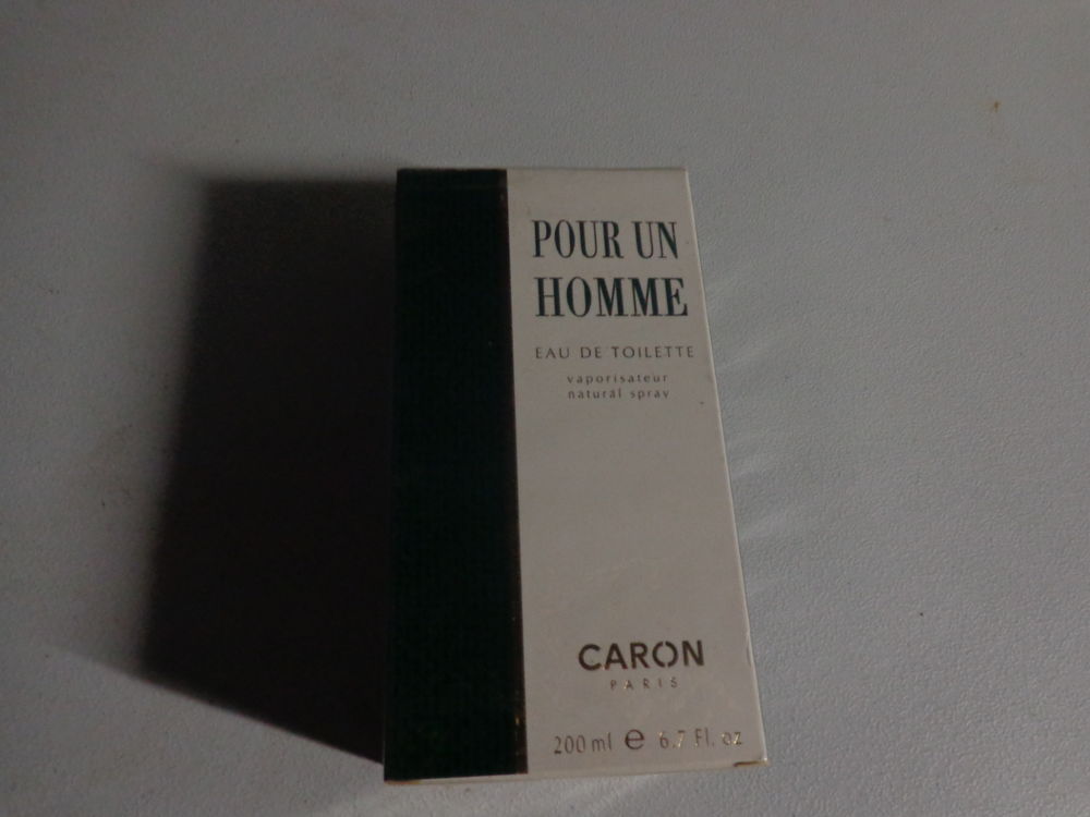 parfum CARON pour homme
50 Airvault (79)