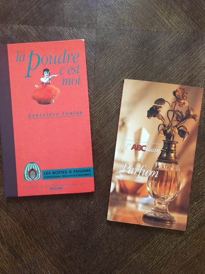 Parfum, Deux jolis est ancien livre en parfait �tat 25 Nice (06)