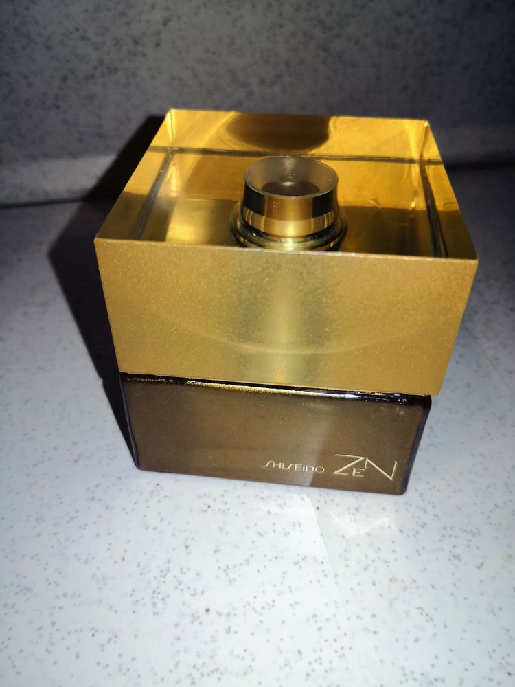 Parfum Femme Shiseido ZEN 50 ml / NEUF (envoi offert) 44 Toulon (83)