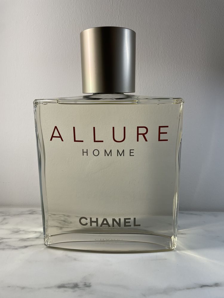 Parfum g�ant allure homme Chanel 980 V�traz-Monthoux (74)