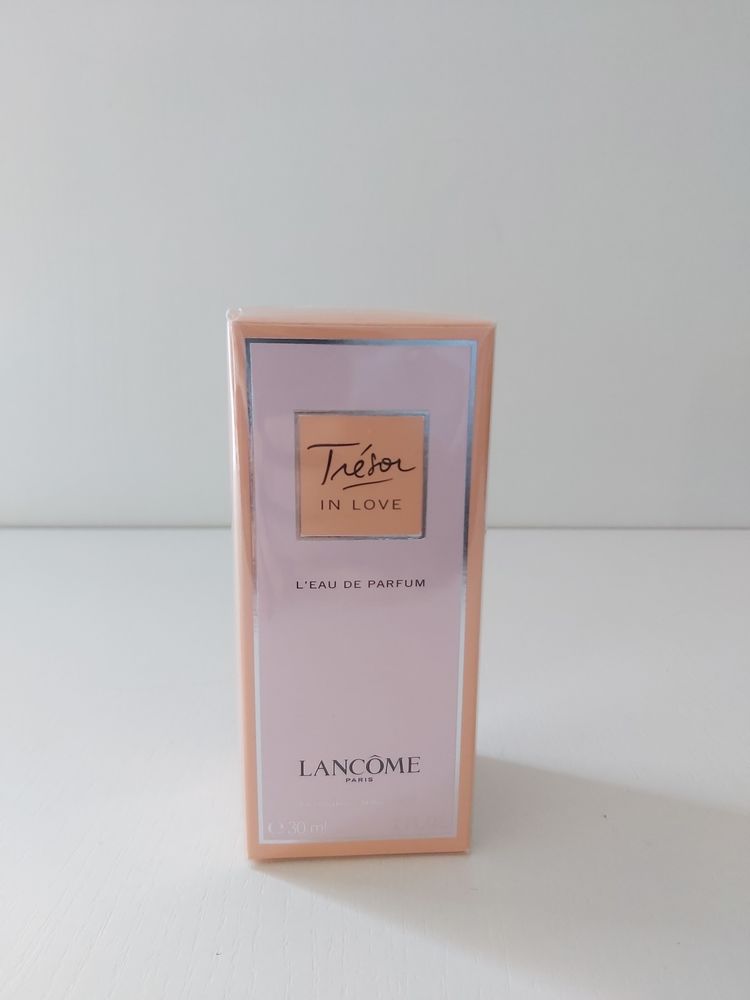 Eau de parfum Trésor Lancôme neuf 45 Perpignan (66)