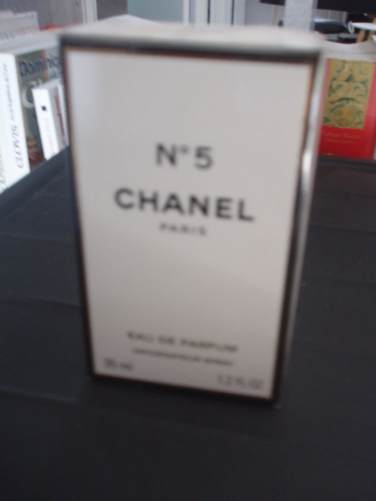 PARFUMS NEUFS OFFERTS ENCORE SOUS BLISTER NON DEBALLES 35 Saint-Sylvestre (87)