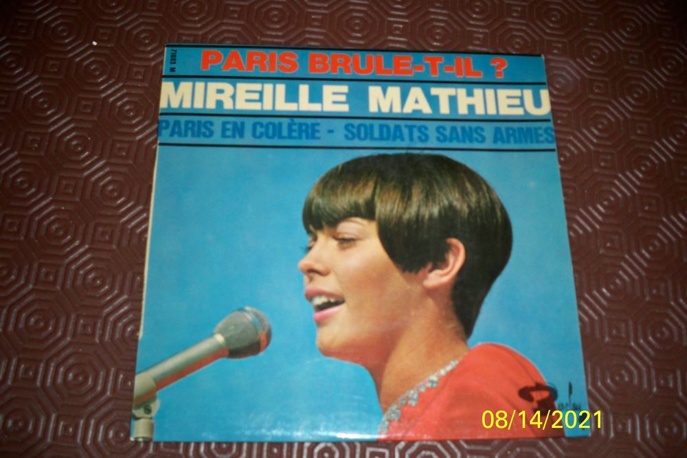 PARIS BRULE-T-IL ?   45TOURS 10 Sucy-en-Brie (94)