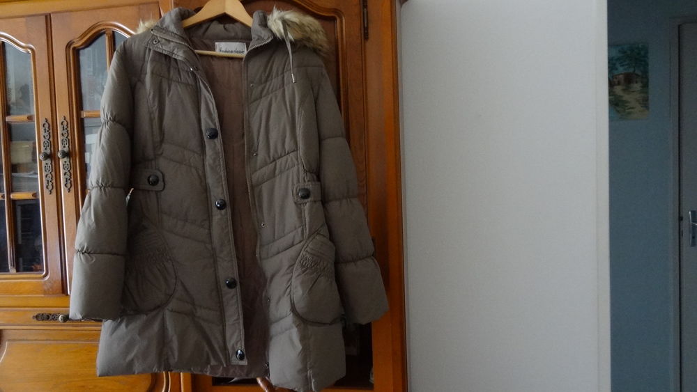 parka beige 10 Bourg-en-Bresse (01)