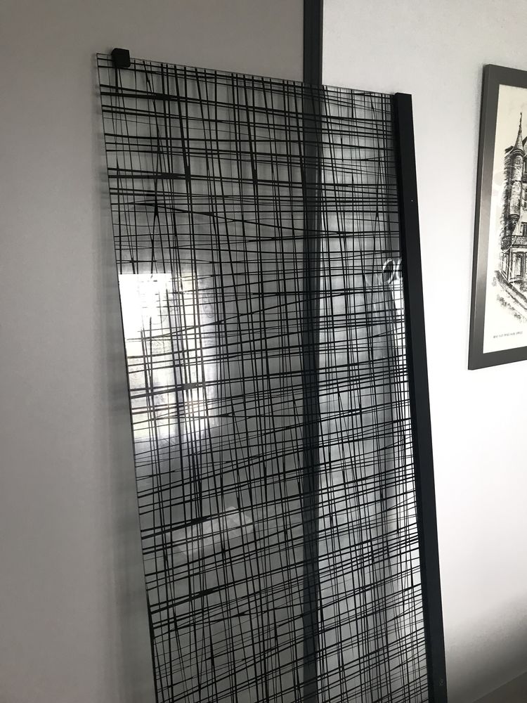 Paroi de douche s�rigraphi�e noire 110 Brive-la-Gaillarde (19)