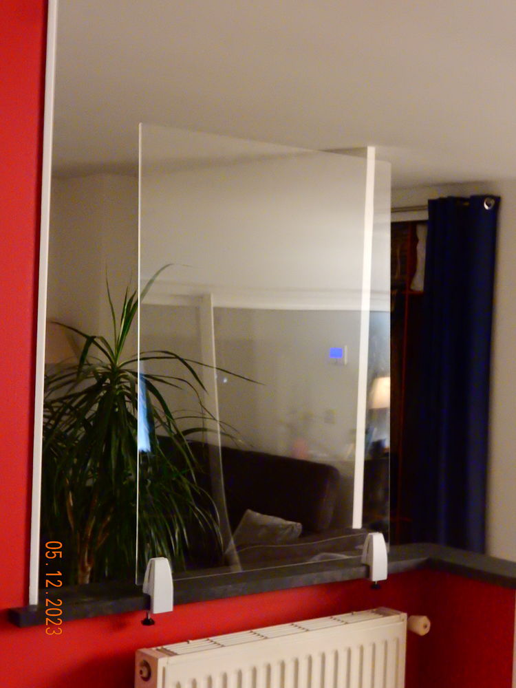 PAROI DE PROTECTION EN PLEXIGLASS 35 Saint-Doulchard (18)