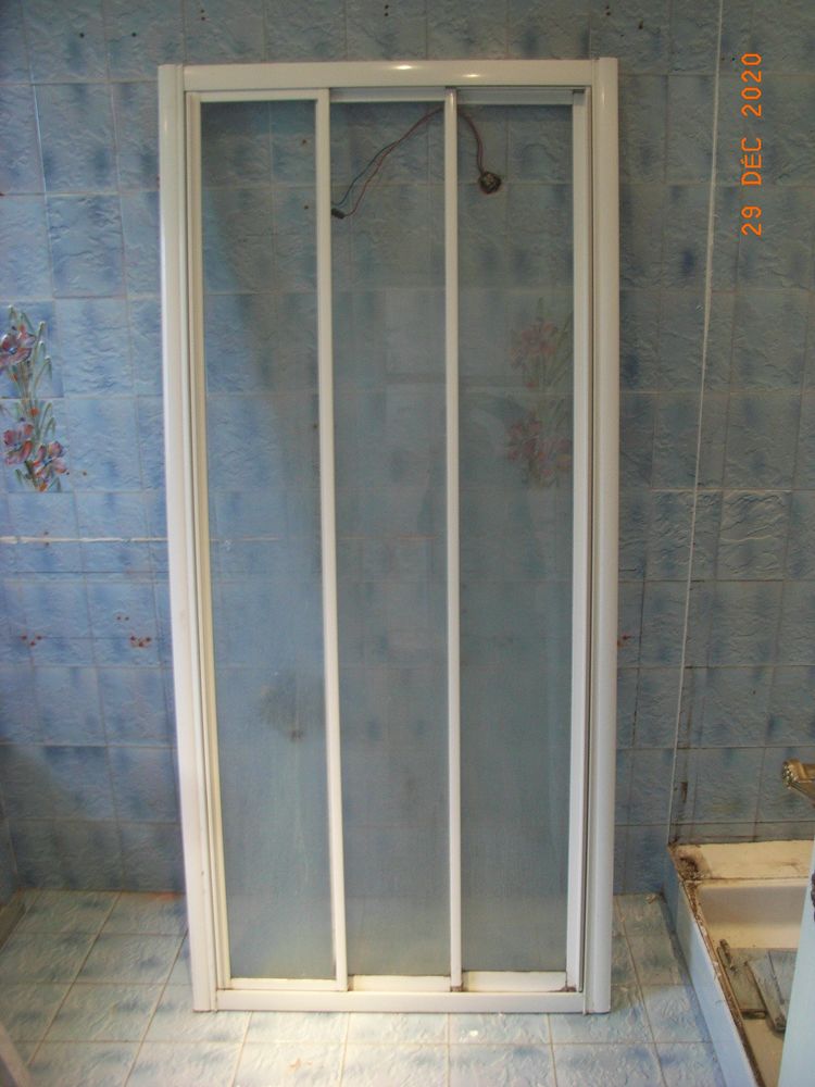 PAROIE DE DOUCHE COULISSANTE  H=1,85m -l=0,84�0,87m 3ventaux 50 Locmaria-Plouzan� (29)