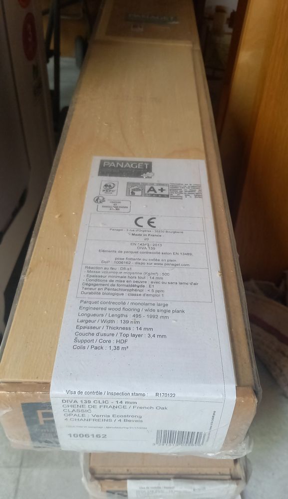 11,5m2 parquet ch�ne massif neuf
320 Gentilly (94)