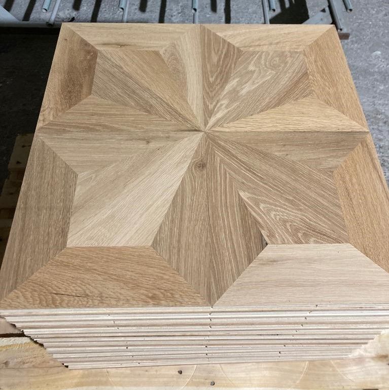 Parquet panneaux en chene vieux contrecoll� 130 Paris 1 (75)