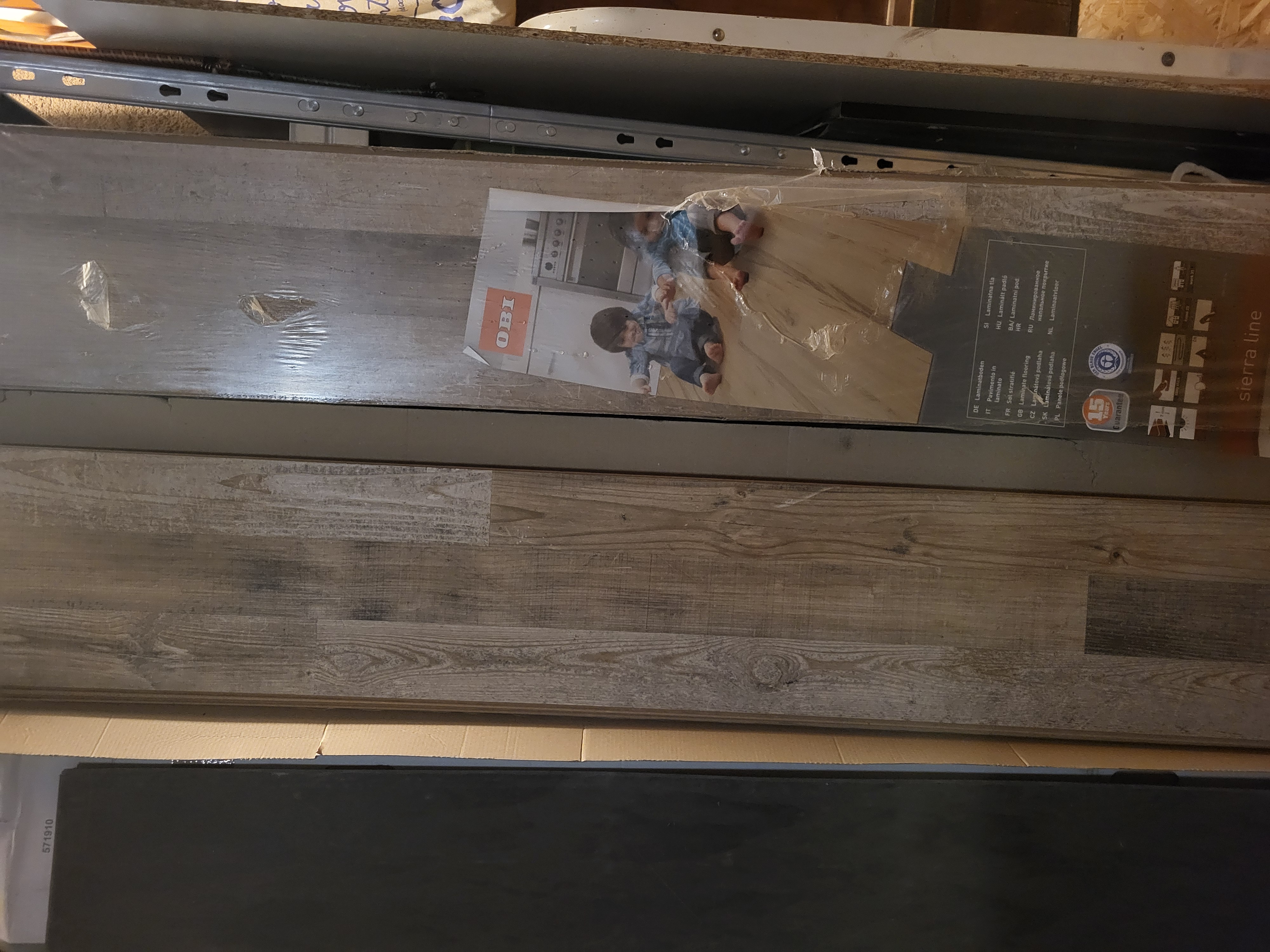 parquet stratifi� 6m2. 50� les 3 paquets 50 Andlau (67)