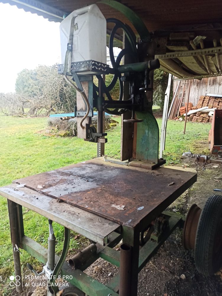 particulier scie a ruban volants en fonte sur roues 100 Bl�mont (54)