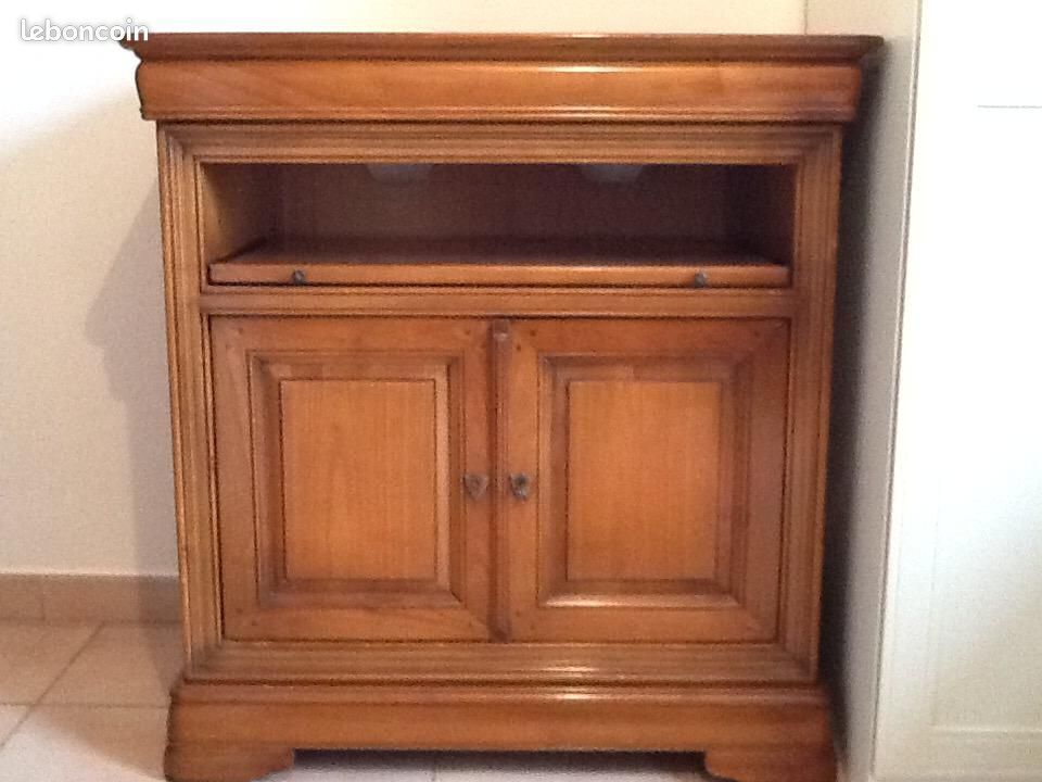 Particulier vent un meuble TV en noyer vernis bon �tat 250 Les Pennes-Mirabeau (13)