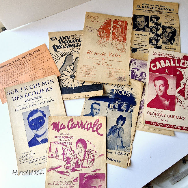 8 partitions anciennes et une publicit� Paul Beuscher, le ch 8 Saumur (49)