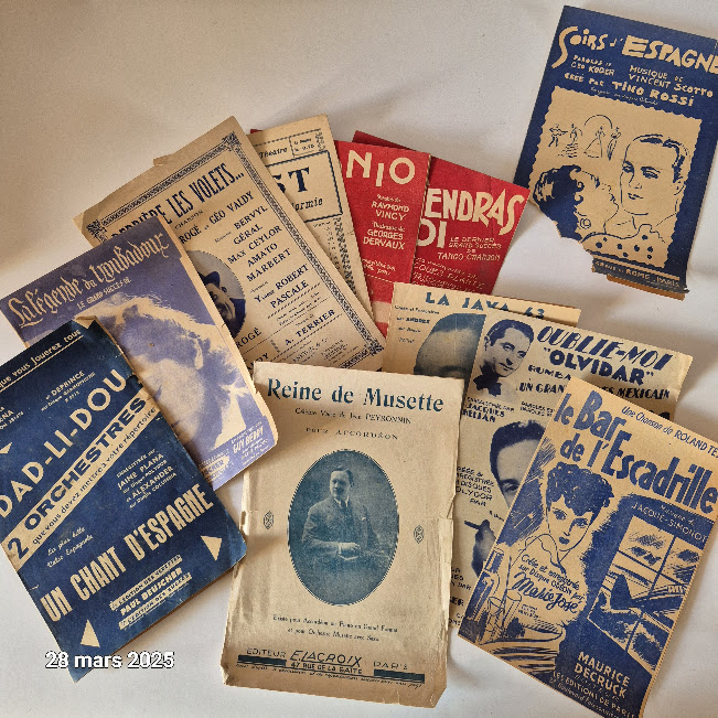 Lot de 10 partitions musicales des ann�es de 1900 � 40 , pou 12 Saumur (49)