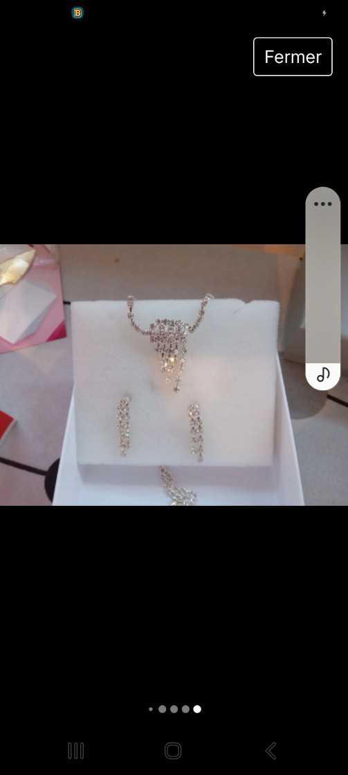 parure bijoux blanc brillant 8 Estaires (59)