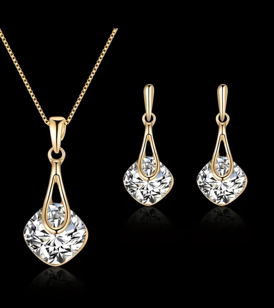 Parure bijoux cristal 15 Marseille 8 (13)