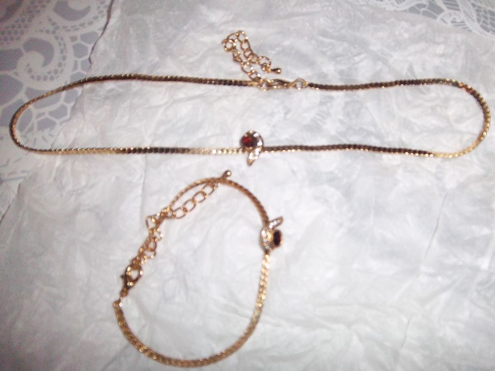 Parure bijoux fantaisie 3 Bossay-sur-Claise (37)