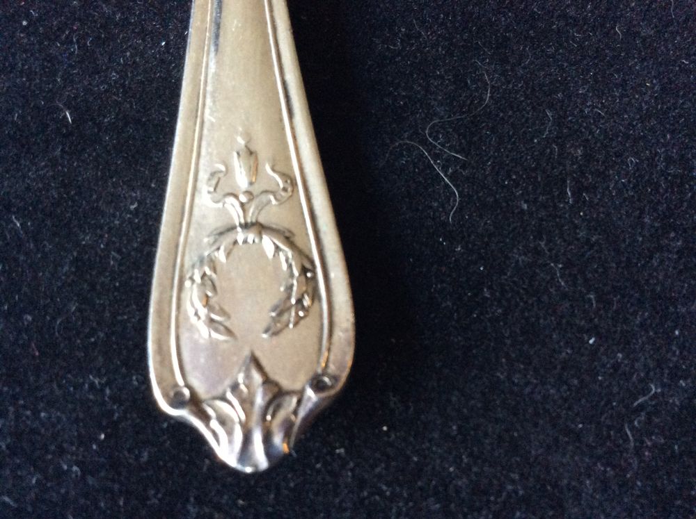 Parure de couverts a poissons en argent poincons 12 couverts 0 Niort (79)