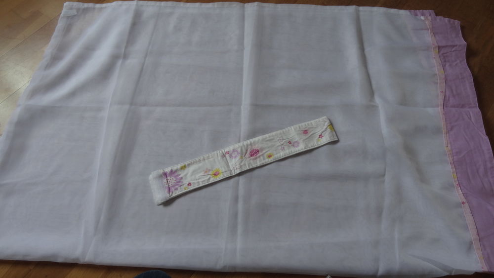 PARURE DE LIT FEE DES FLEURS
TOUR LIT+CIEL DE LIT+HOUSSE 20 Mesnil-Raoul (76)