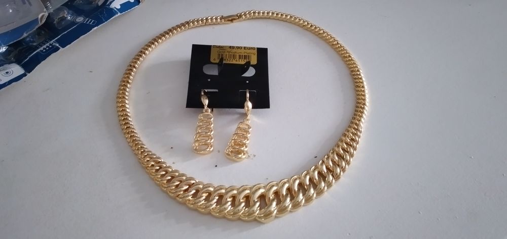 Parure 30 Roubaix (59)