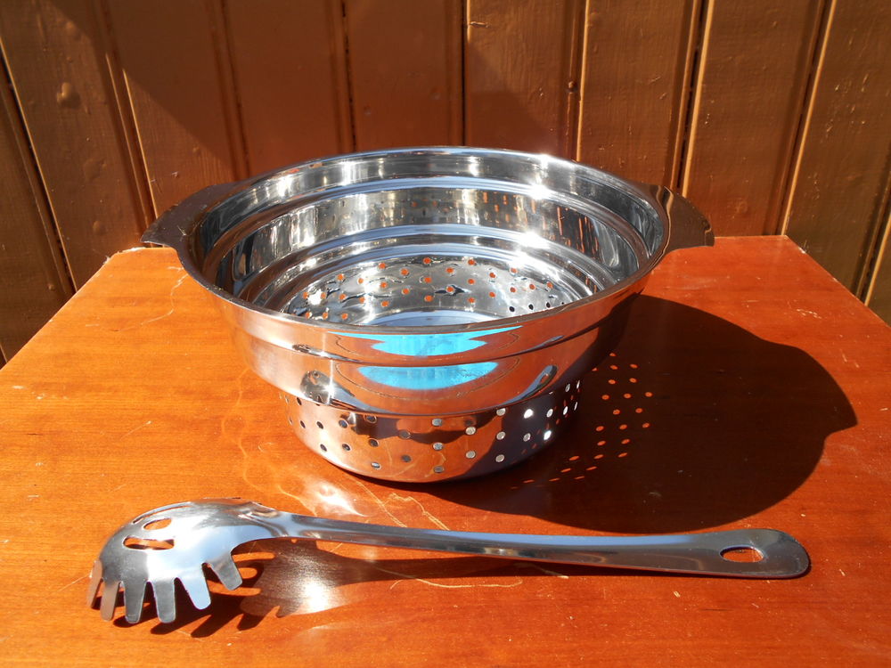 PASSOIRE EN METAL 9 Dammarie-les-Lys (77)