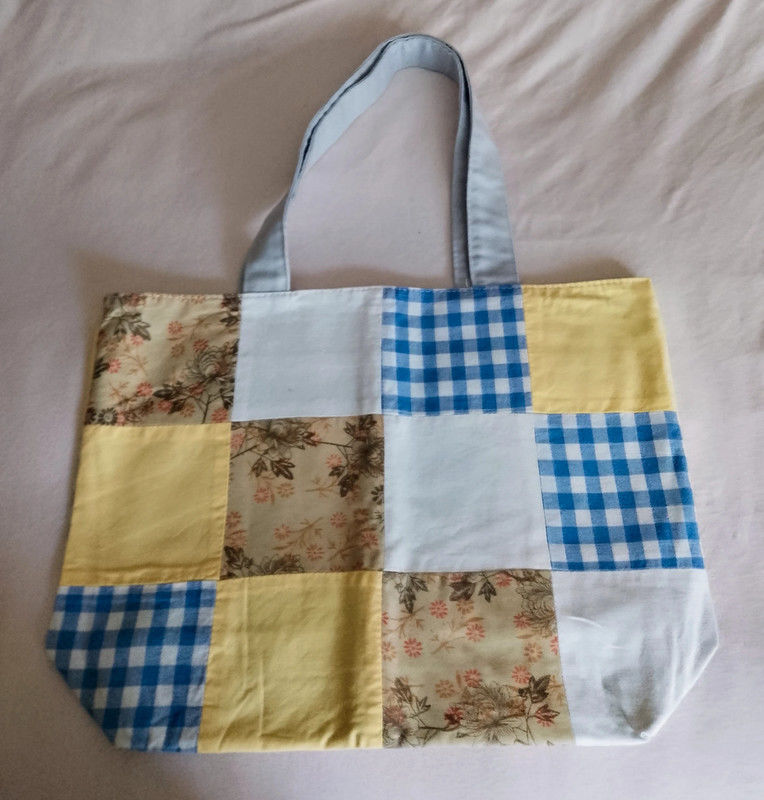 Sac patchwork fleurs et carreaux fait main 10 Riedisheim (68)