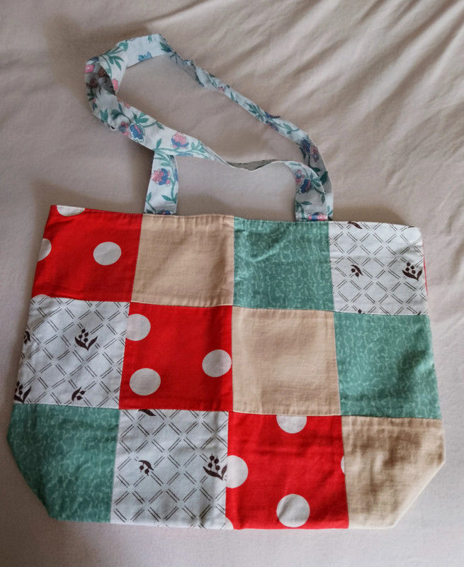 Sac patchwork � pois fait main 10 Riedisheim (68)