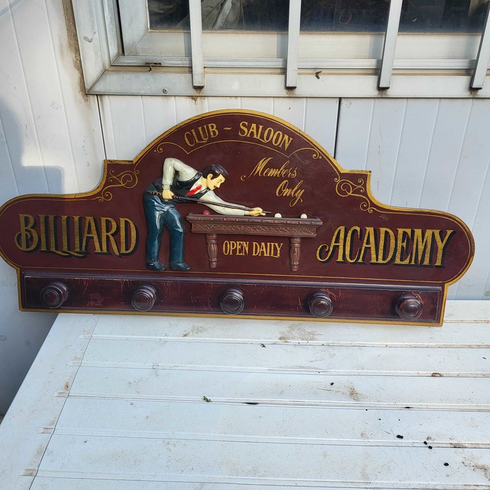 pater polychrome en bois 60 La Farl�de (83)