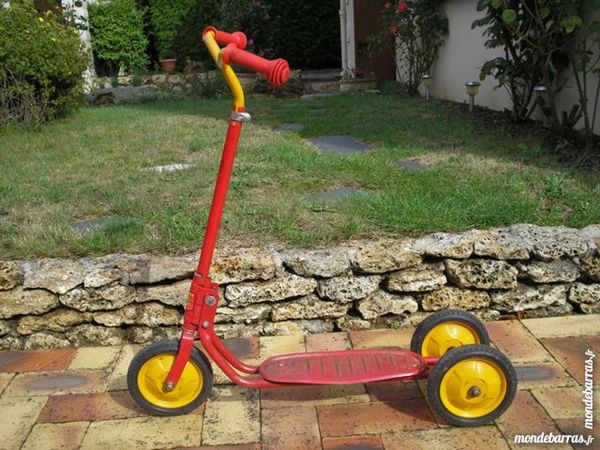 Patinette 3 roues VINTAGE ( ann�e 1950) PARFAIT ETAT. 20 Le Tremblay-sur-Mauldre (78)
