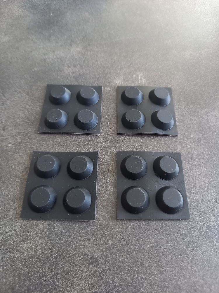 Patins Pieds Caoutchouc autocollant 1 Boisset-et-Gaujac (30)