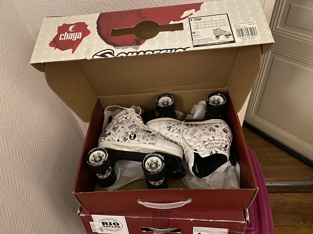 Patins � Roulettes Quad Chaya - Design Doodle Blanc 75 Paris 5 (75)