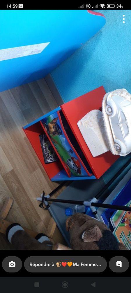 lit pat patrouille avec matelas et table de chevet 250 Stiring-Wendel (57)