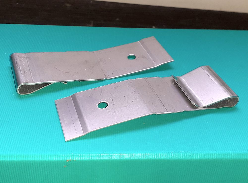 Lot 20 PATTES Fixe couvre joint INOX 18/10 AISI 304 - NEUVES 20 Fontenay-aux-Roses (92)