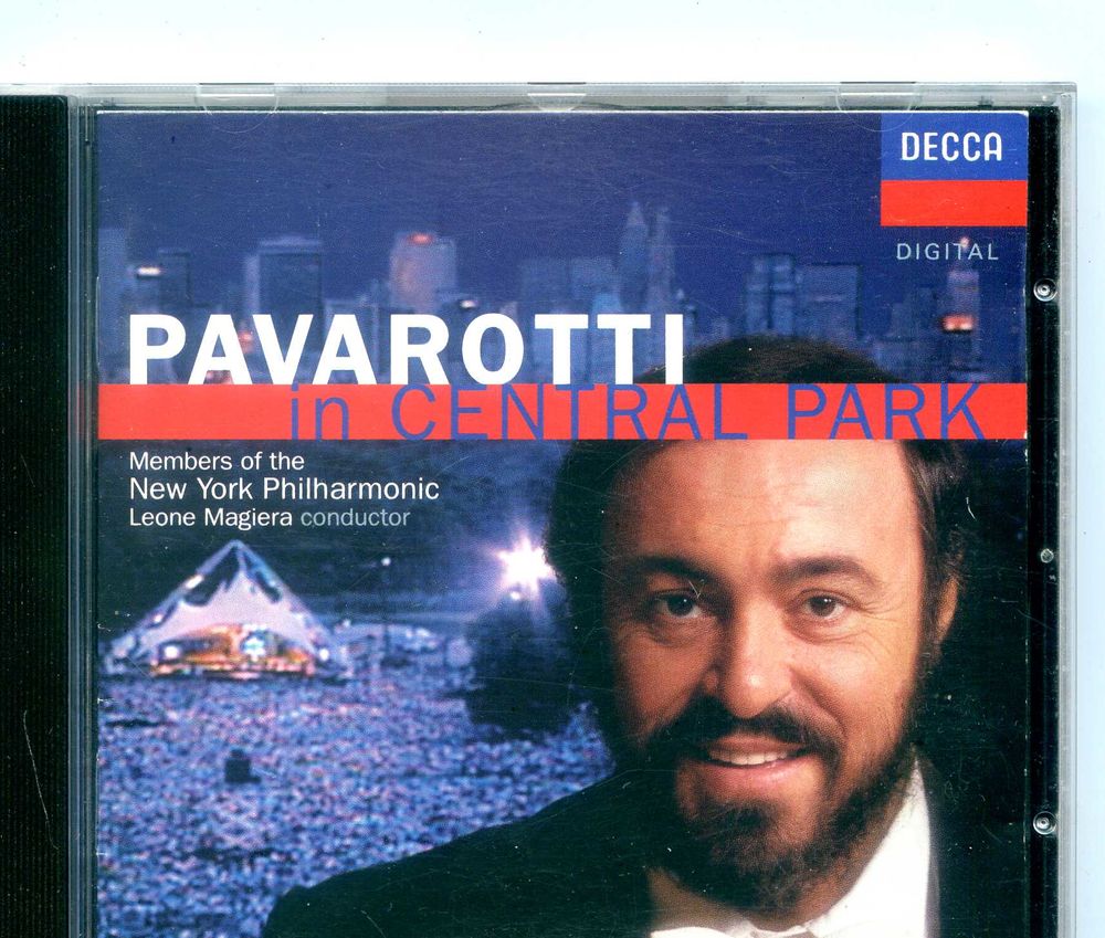 PAVAROTTI in Central Park, 2 Rennes (35)