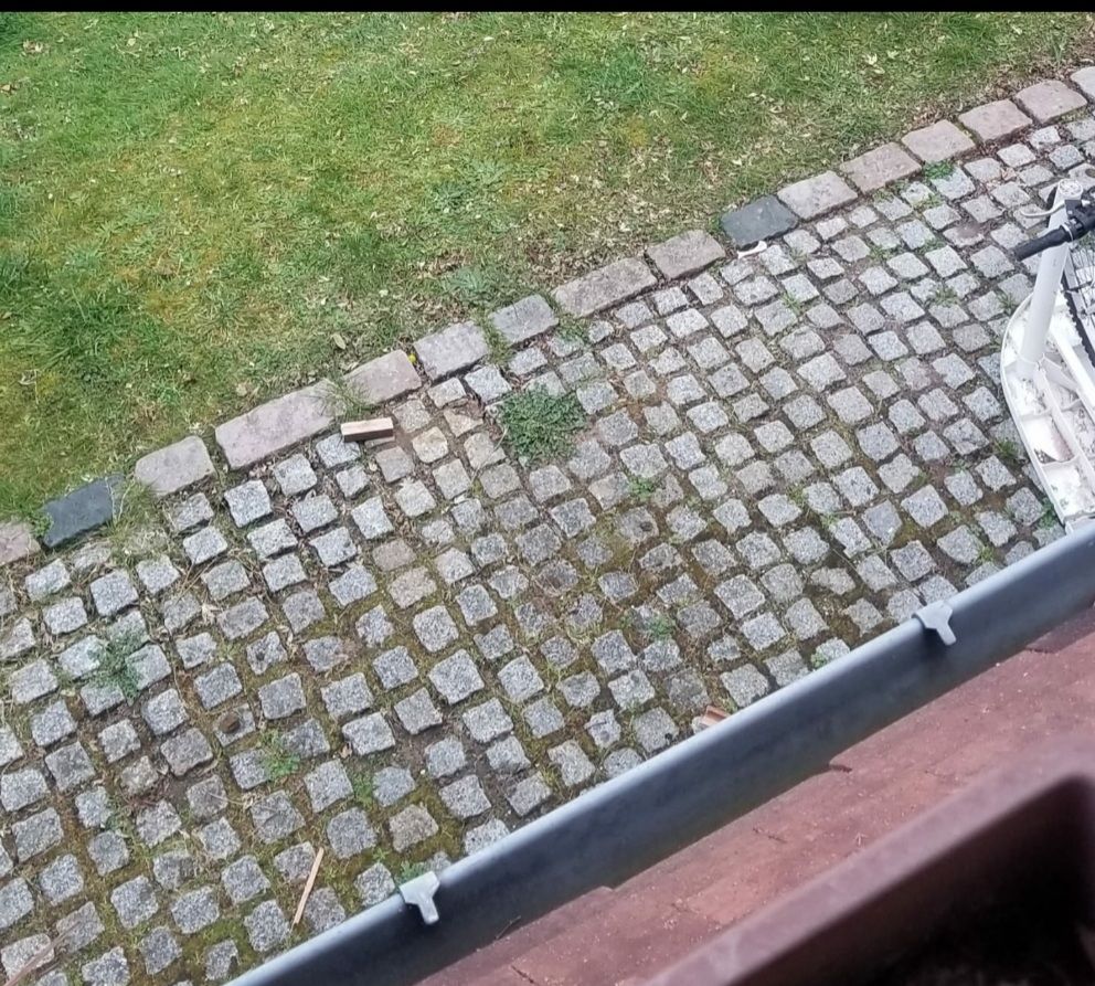 pav�s dimensions  8*8 1 Saint-Pierre-l�s-Elbeuf (76)