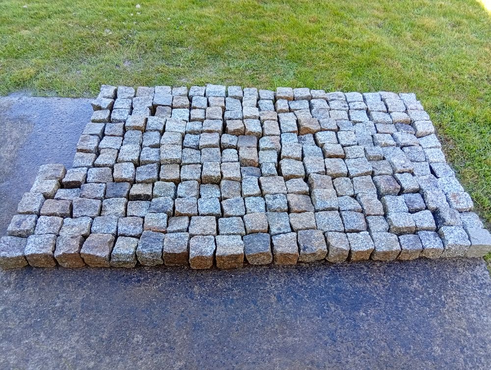 Lot de pav�s granit gris 160 La Grigonnais (44)
