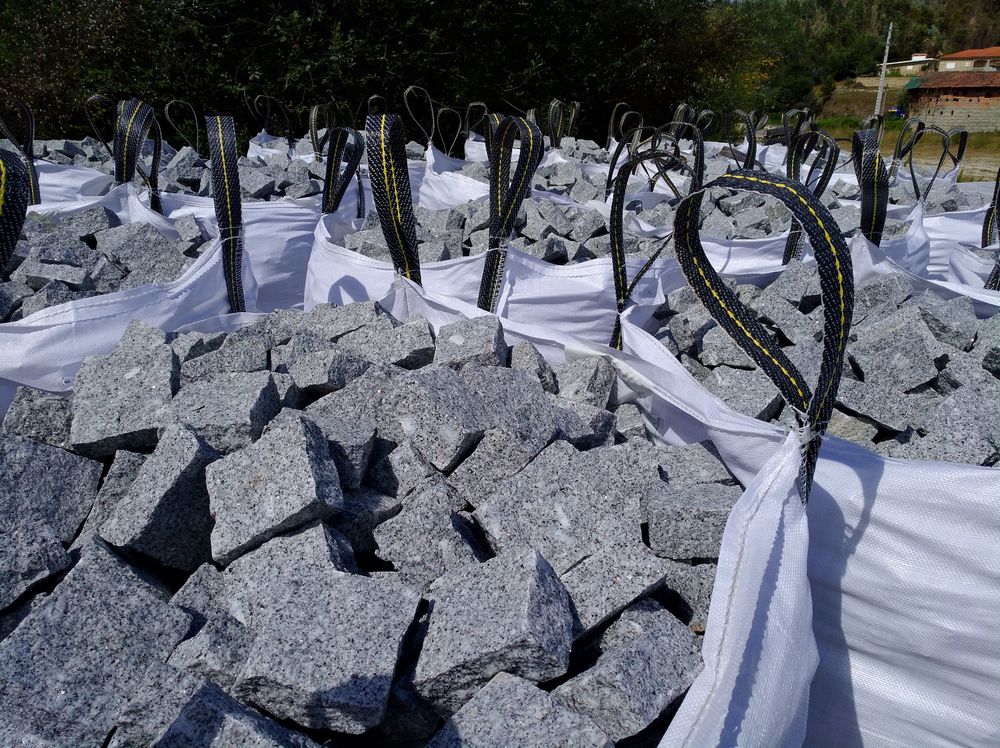 PAV�S GRANIT DU PORTUGAL 15 Auch (32)