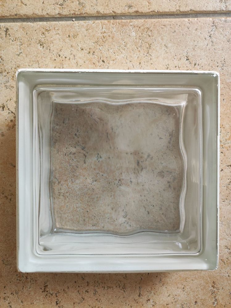 PAVES DE VERRE 240 Gu�nes (62)