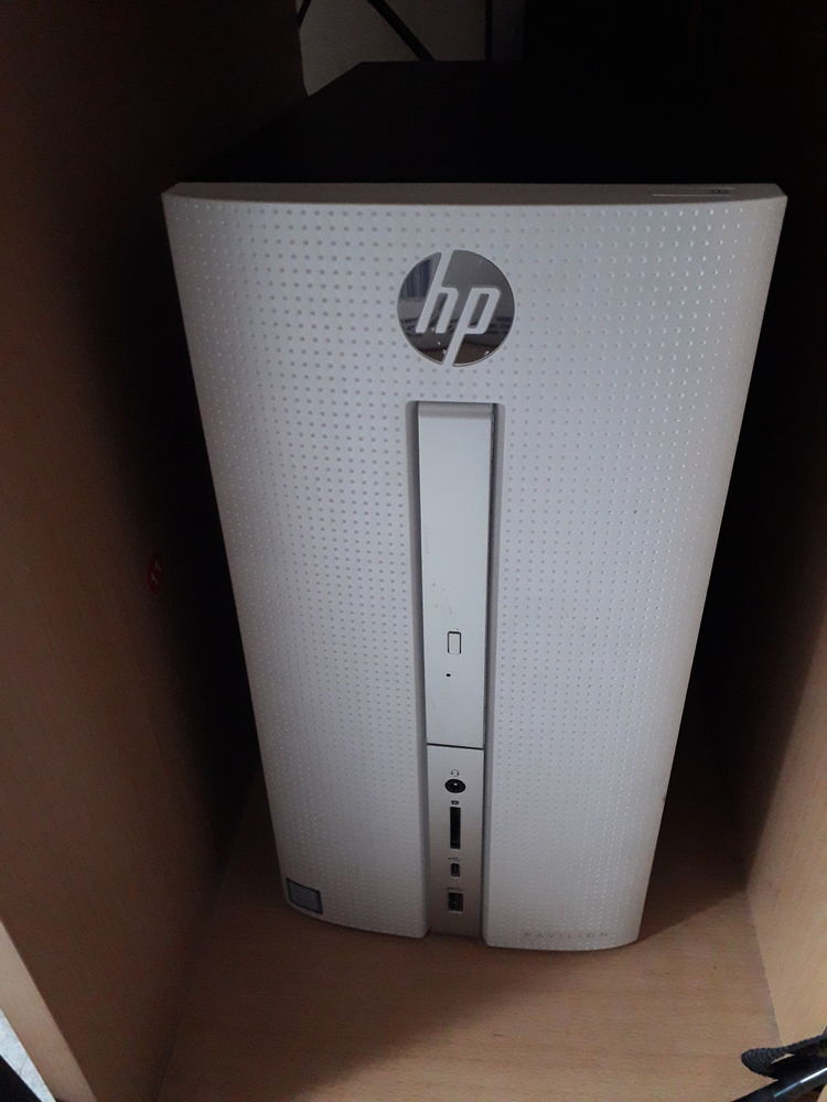  HP PC Pavilion- 570p036nf avec écran 24 ,clavier et souris 450 Évreux (27)