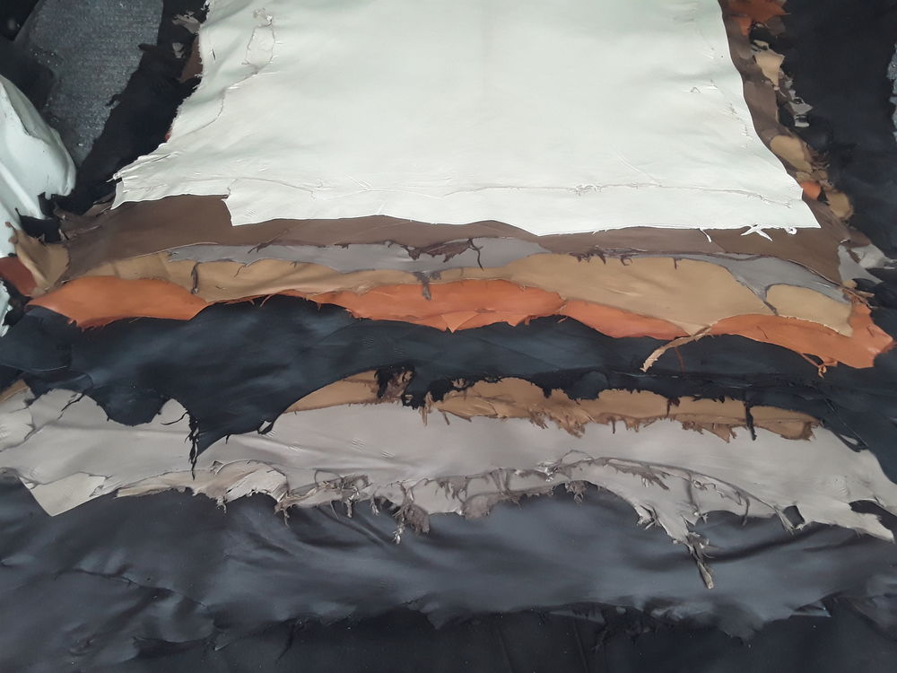 Peaux de cuir d'agneau 3 Millau (12)