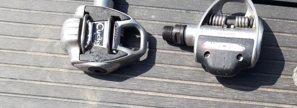 p�dales automatique.1 paire cyclo 12 Ancenis (44)