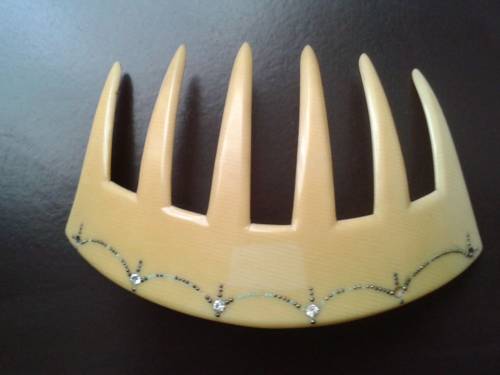peigne ancien art d�co en galalite 30 Dijon (21)